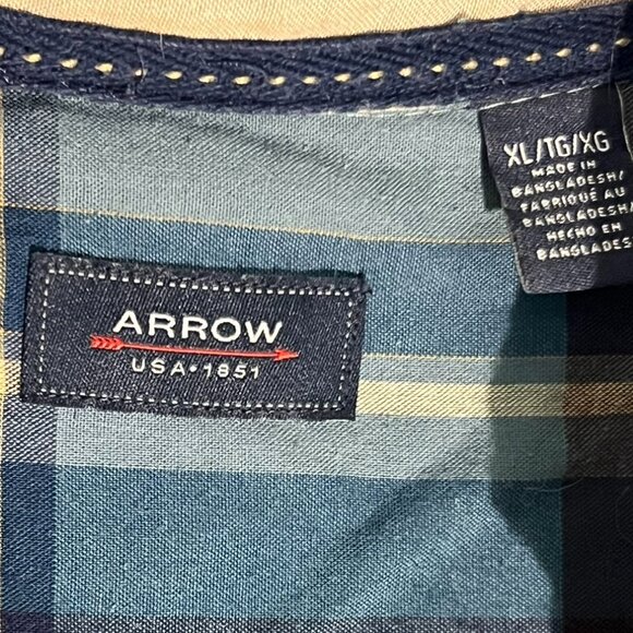 Arrow Long Sleeve Button Up - Picture 7 of 7